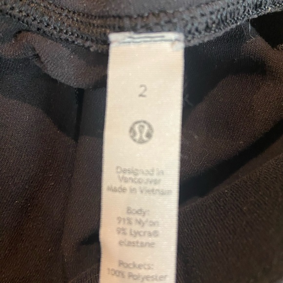 Lululemon: ready to run 7/8 jogger (black) SIZE 2 - Picture 10 of 11